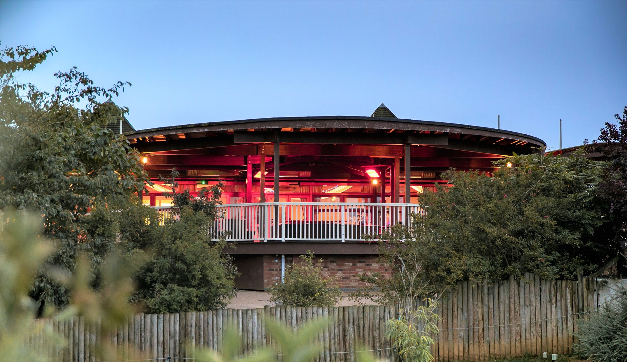 the safari lodge at woburn safari park